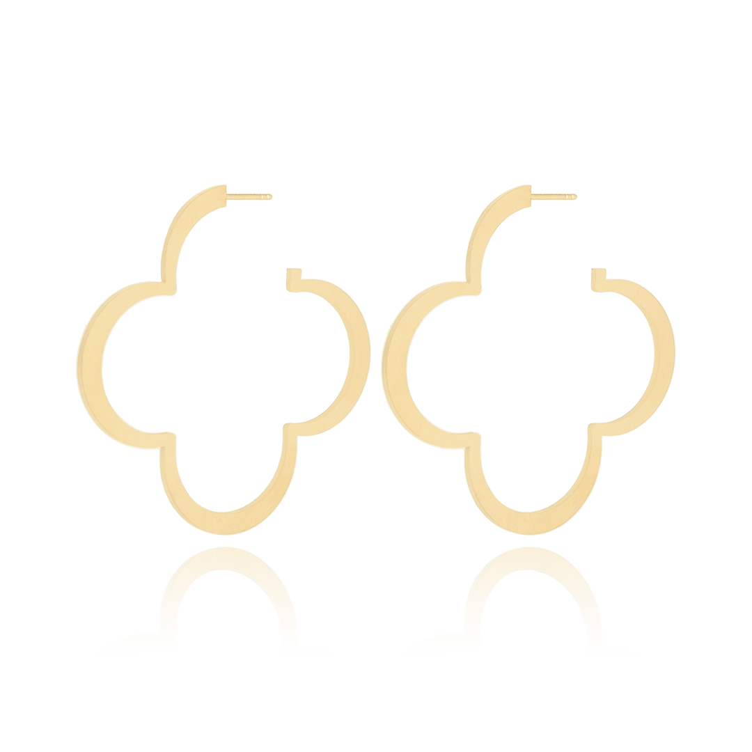 Matte gold coloured hoop earrings with clover shape